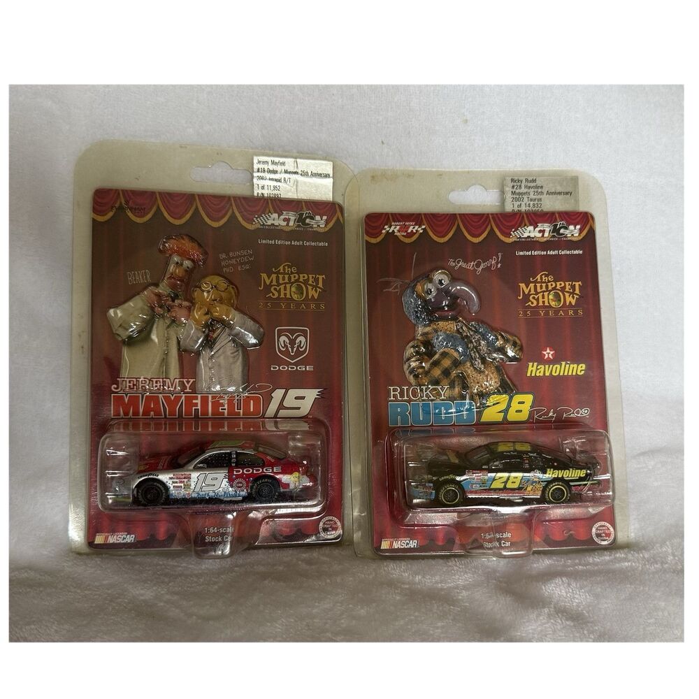 Action Mayfield #19 Dodge & Rudd #28 Taurus 1:64 Diecast Muppets 2002 LE
